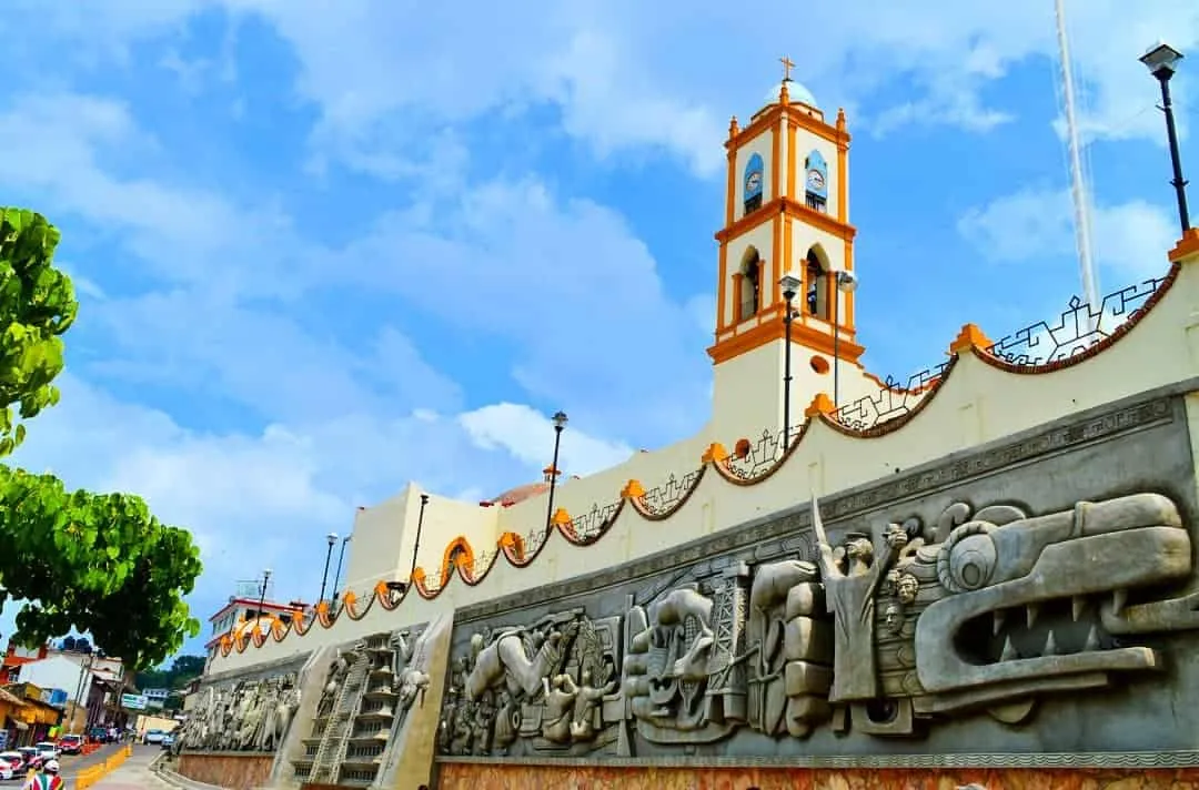 PAPANTLA VERACRUZ PUEBLO MAGICO MEXICO