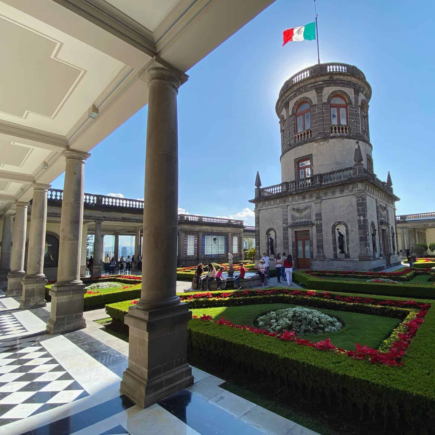 CASTILLO DE CHAPULTEPEC MUSEO NACIONAL DE HISTORIA CIUDAD DE MEXICO CITY