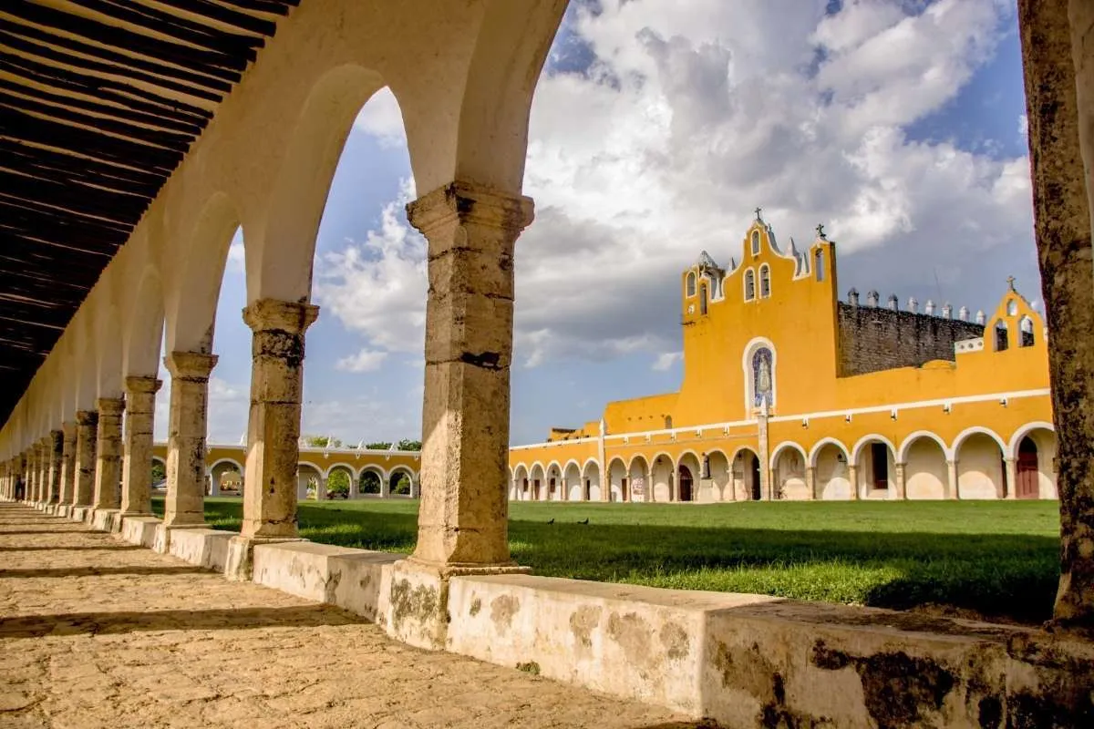 Izamal Yucatan Pueblo Magico