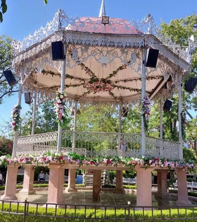 Barrios Tradicionales en Aguacalientes | Que ver y Hacer 5 Kiosco Jardin de San Marcos Aguascalientes
