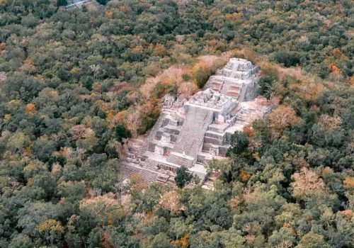ANTIGUA CIUDAD MAYA Y BOSQUES TROPICALES PROTEGIDOS DE CALAKMUL​