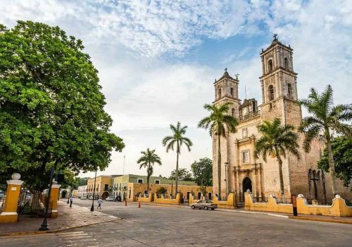 VALLADOLID YUCATAN PUEBLO MAGICO MEXICO