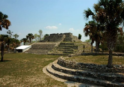 Zona Arqueologica El Tigre Campeche