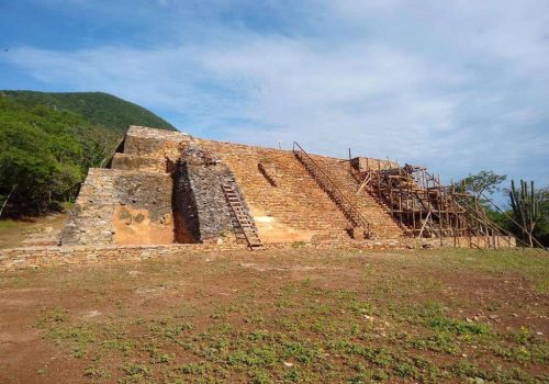 Zona Arqueologica Guiengola Oaxaca